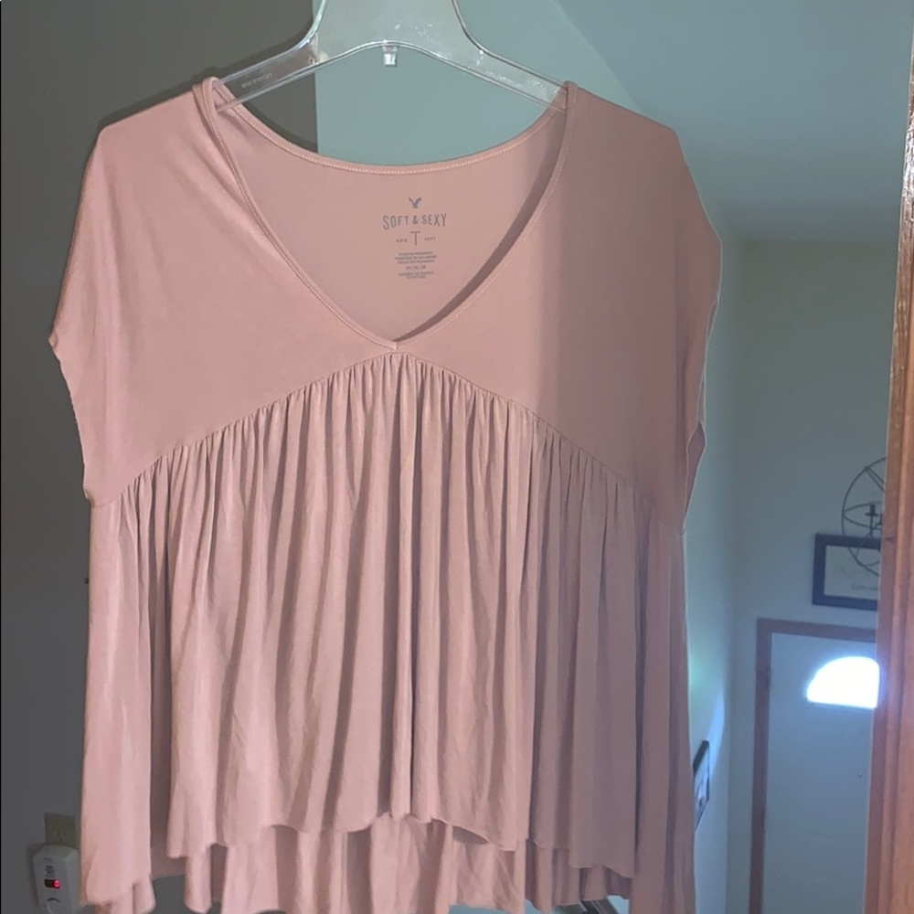 Light pink American eagle v